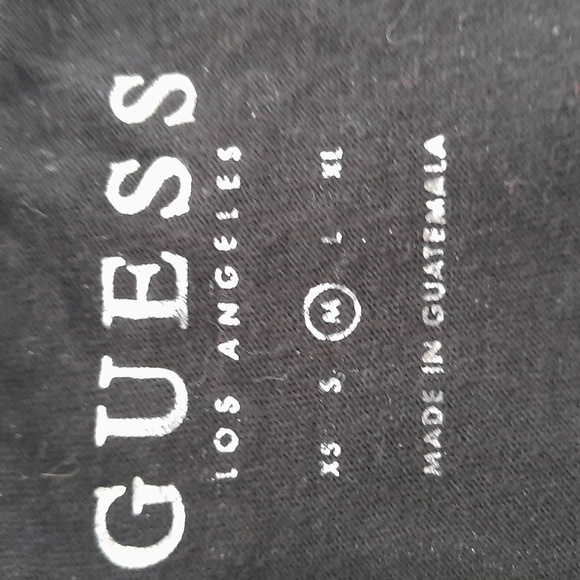 GUESS Womens Graphic T-shirt Size M - Picture 2 of 6